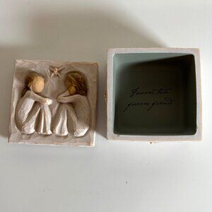 Willow Tree Friendship Keepsake Box Susan Lordi 2003